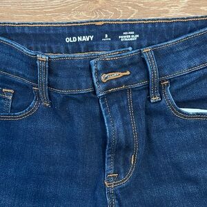 Old Navy Mid-Rise Power Slim Straight Jeans Size 2P